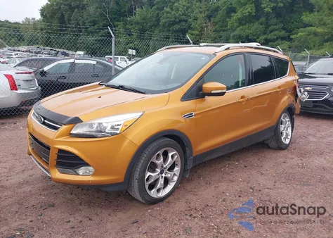 2016 Ford Escape Titanium from USA, damaged, VIN 1FMCU9J92GUA40601